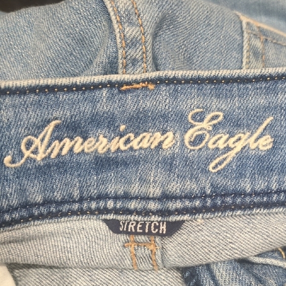 American Eagle Outfitters Medium Blue Straight Leg Jeans - Picture 6 of 7